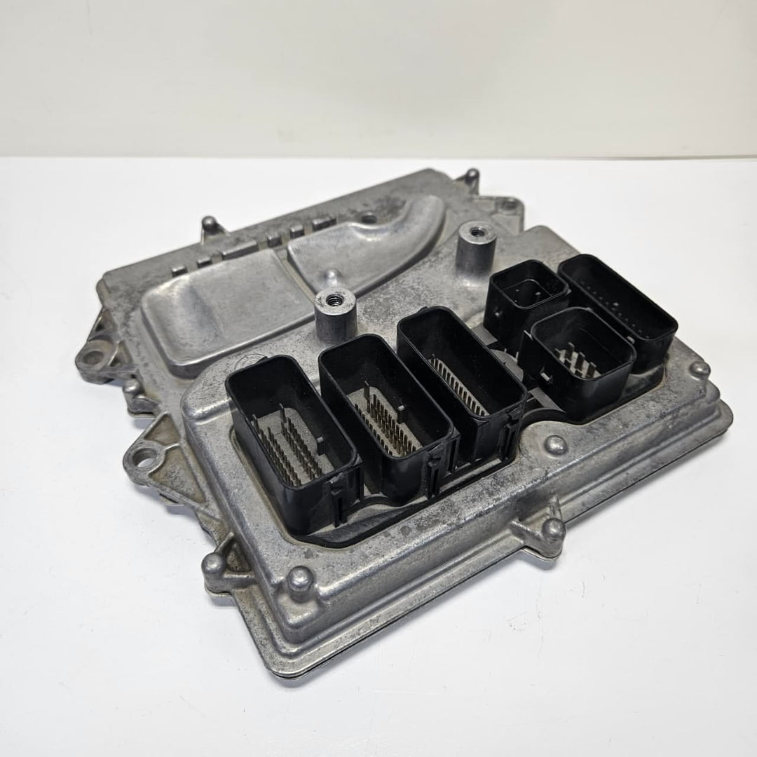 2012-2015 BMW F06 F10 335i 640i X3 with N55 Engine Control Module DME 8606309