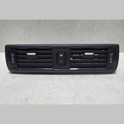 BMW Dashboard Center Air Vent 92053571 Series F20 F21, 2 Series F22 F23