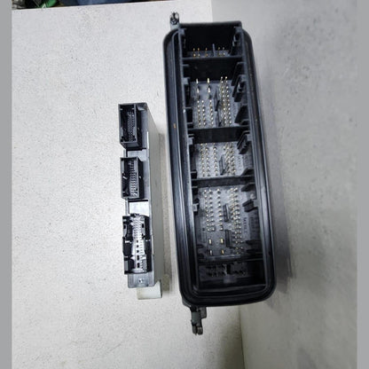 2011-2013 BMW 750i Engine Control Module 7624032 MSD85.0 ECU SET F02 V8 N63