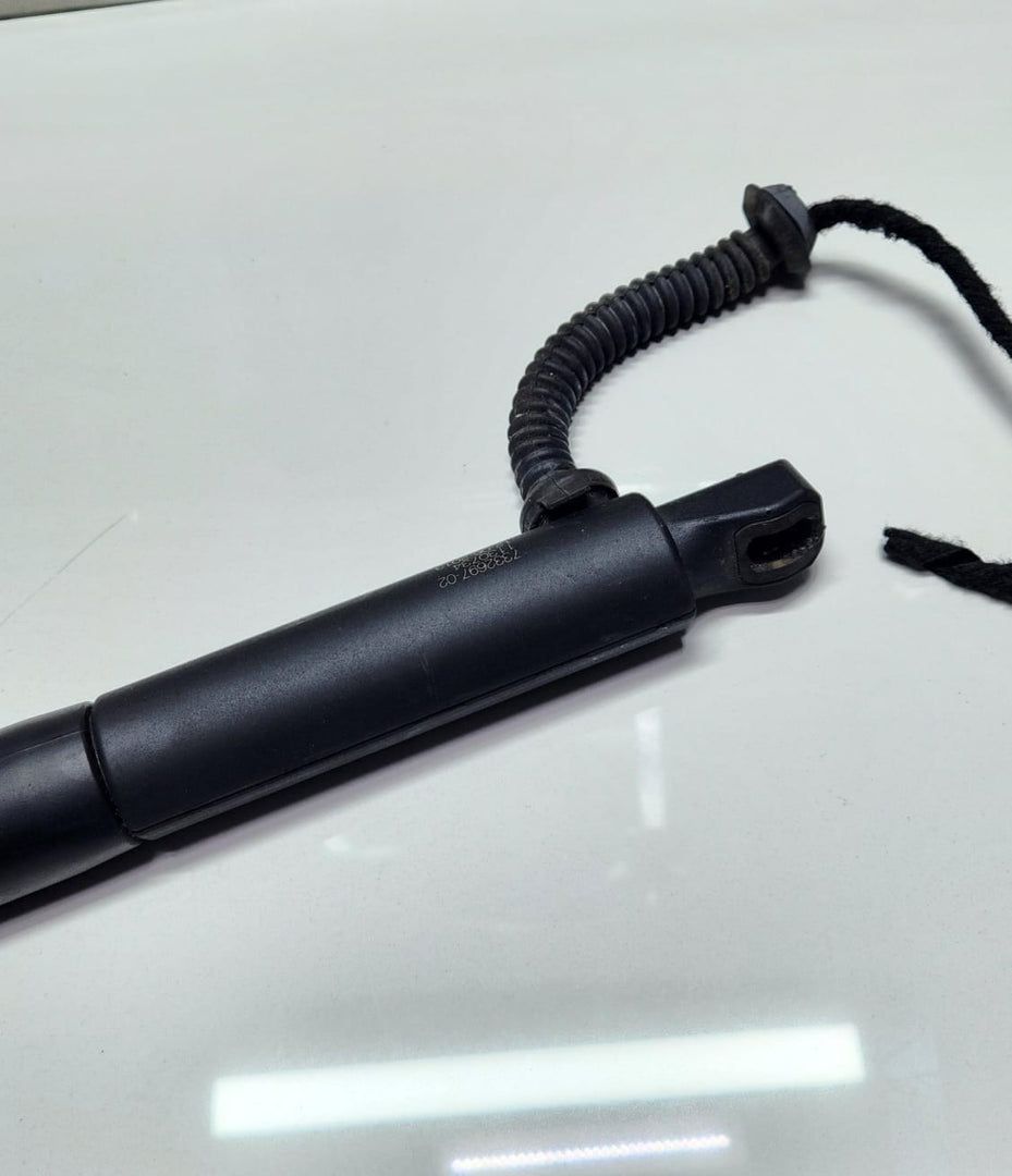 2008-2014 BMW X6 Tailgate Gas Strut Left 7332697 X6 E71 OEM WIRE IS CUTTED