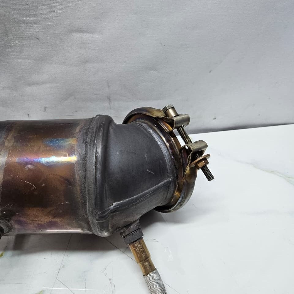 2016-2018 BMW 140i, 240i 340i B58 Gen1 engine Catalytic Converter 8629908 OEM