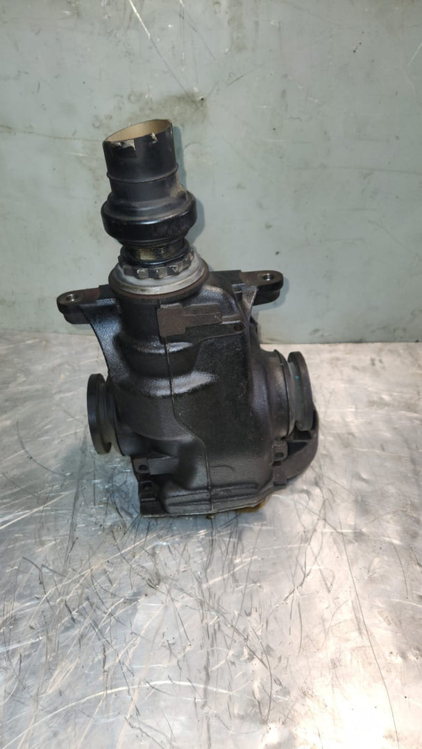 2008-2013 BMW 135i Rear Differential Carrier 7572054 135i 335i E82 I=3,46