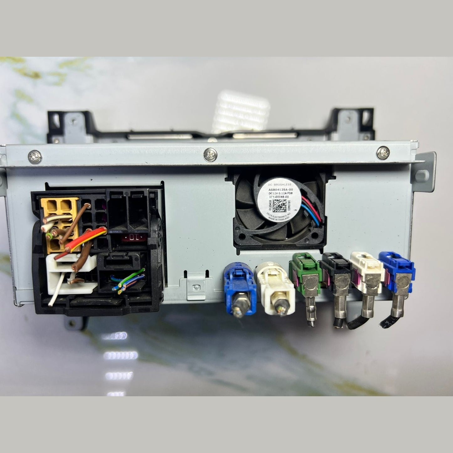 Mercedes-Benz W447 Vito Media Radio Navigation System Head Unit A447 9002919 0EM