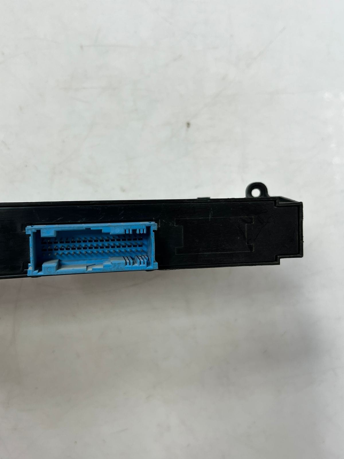 BMW E87, E90, and E81 1 Series Body Control Module BCM 9176882 OEM