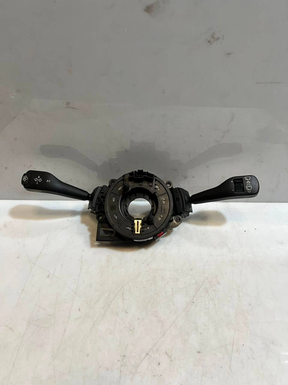 2001-2006 BMW 330i E46 E39 LCI E53 X5 E83 Steering Column Clock Spring 8376445