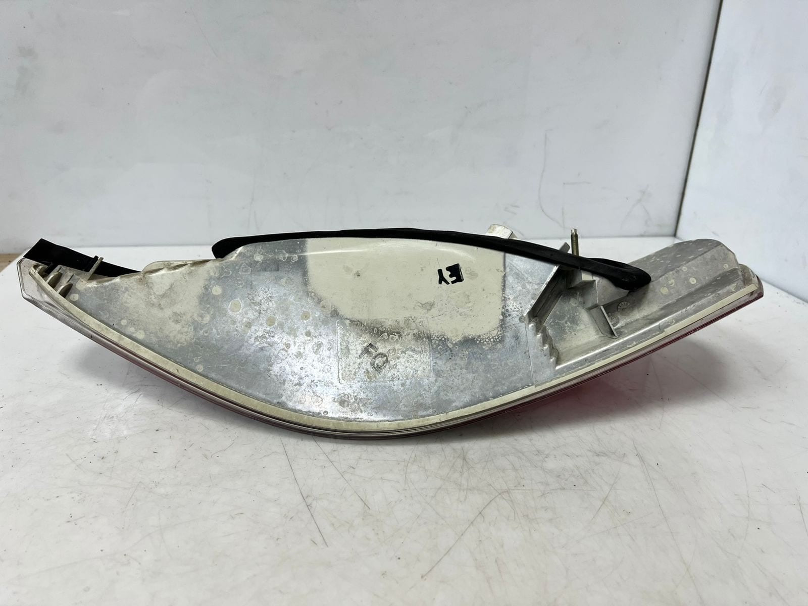 2004-2005 BMW 645Ci E63 E64 640i, 645Ci 650i M6 LEFT SIDE Tail Light 7170975 OEM