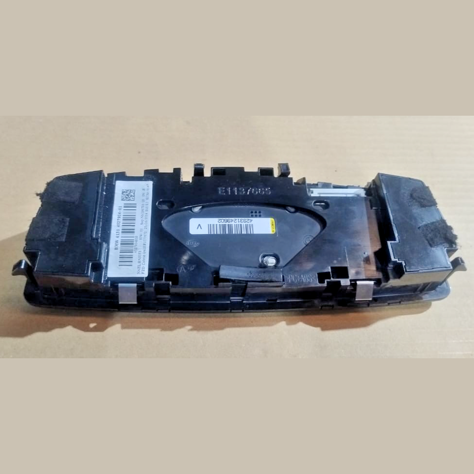 BMW F23 F33 F83  ROOF LIGHT  HEADLINER CONTROL MODULE LAMP  - 4527904