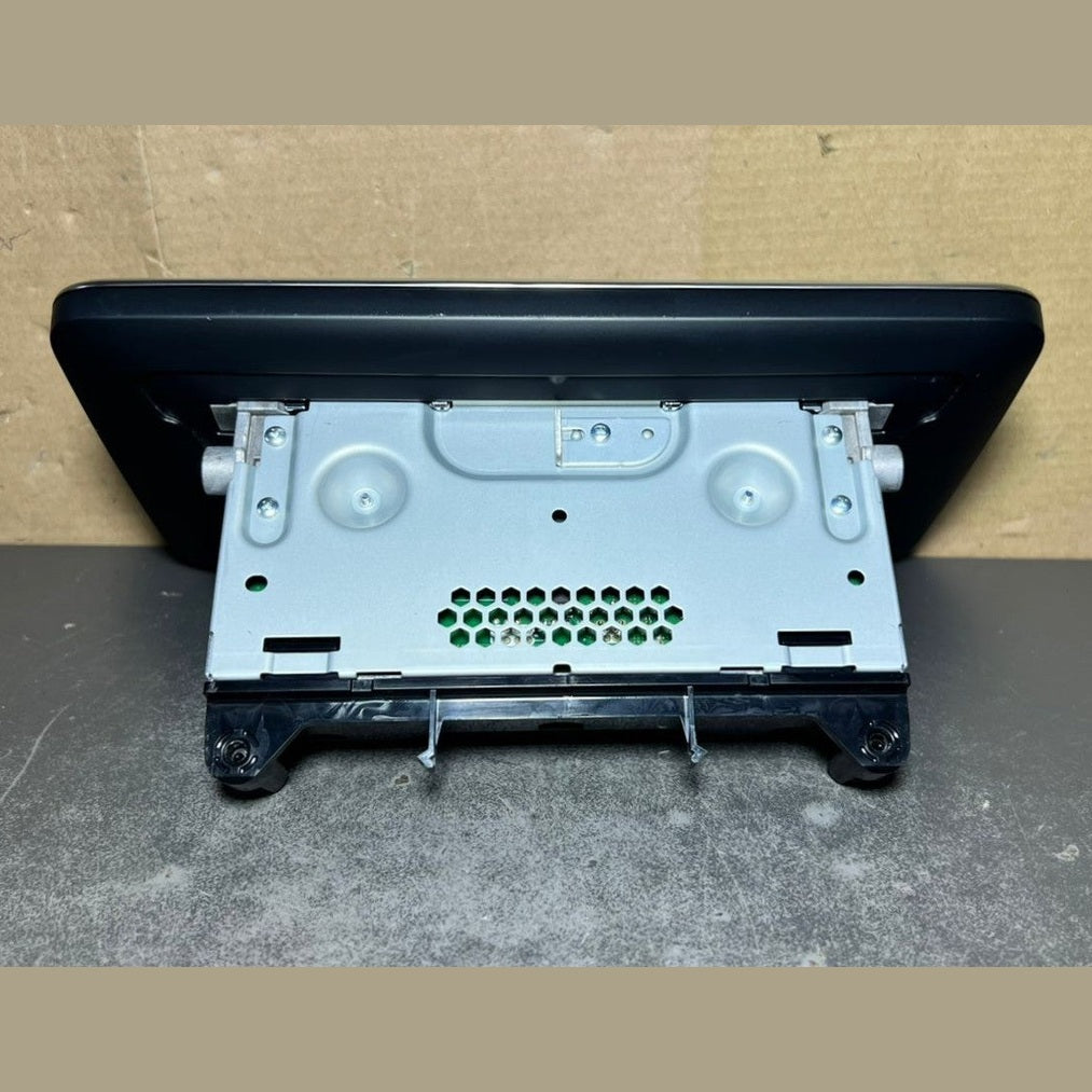 14-18 Mercedes-Benz W205 C-Class Navigation Display Screen Monitor A205 9002211