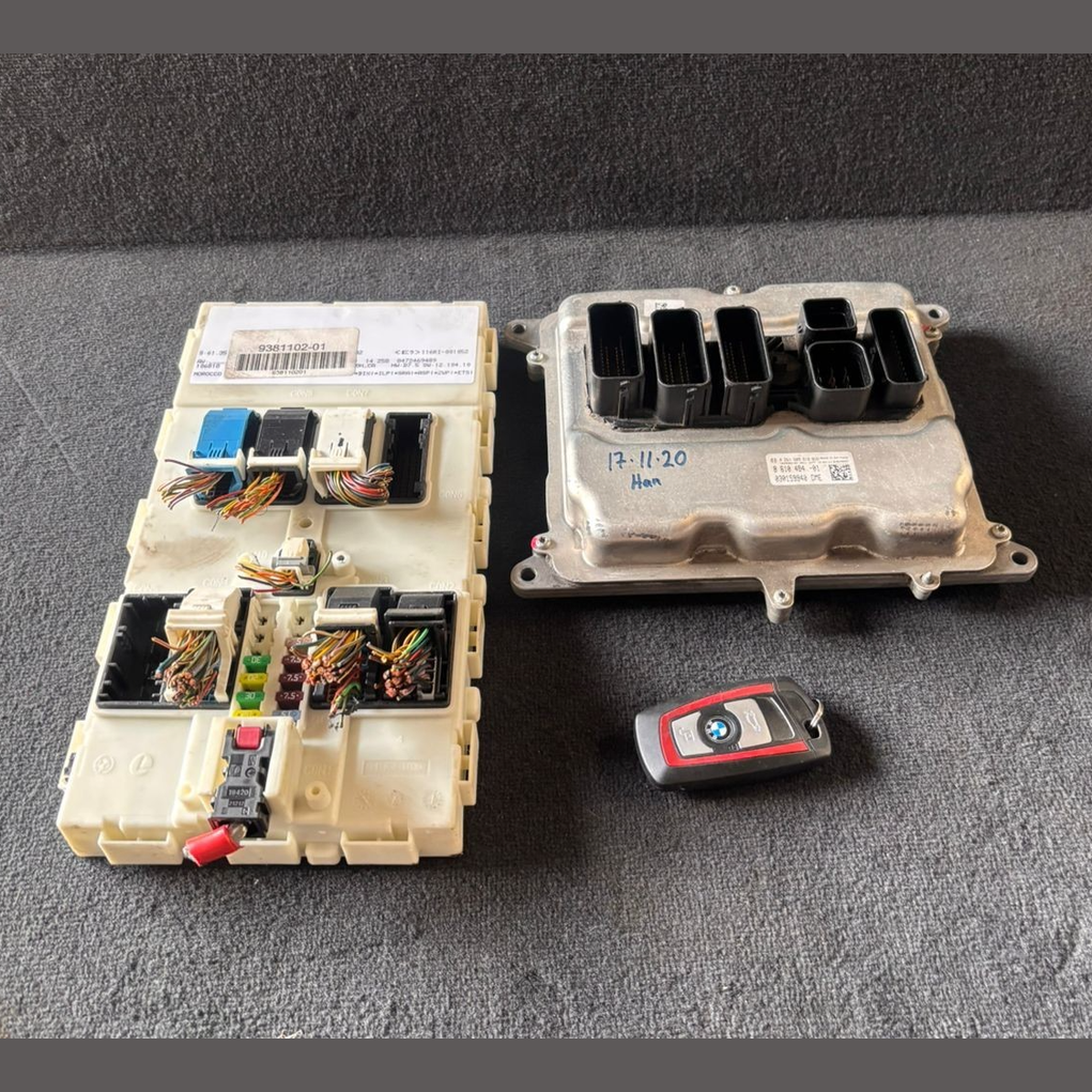 BMW 1 F20 PRE LCI 118i  N13B16A  ENGINE CONTROL UNIT ECU KEY LOCK SET - 8610484