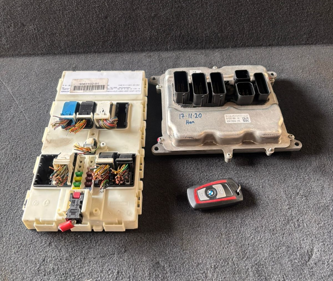 BMW 1 F20 PRE LCI 118i  N13B16A  ENGINE CONTROL UNIT ECU KEY LOCK SET - 8610484