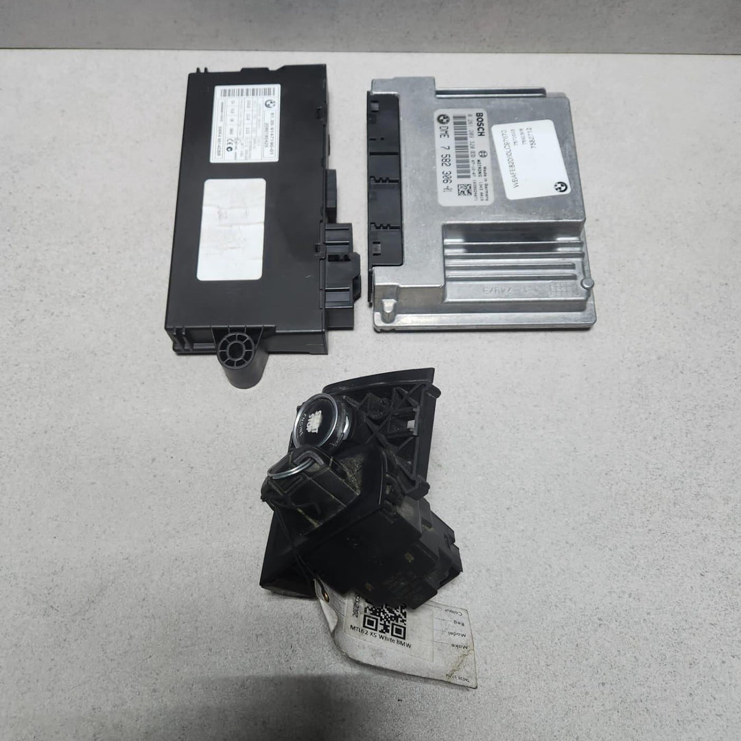 2006-2009 BMW X5 4.8I Engine Control Unit 7582306 N62N ECU SET RHD