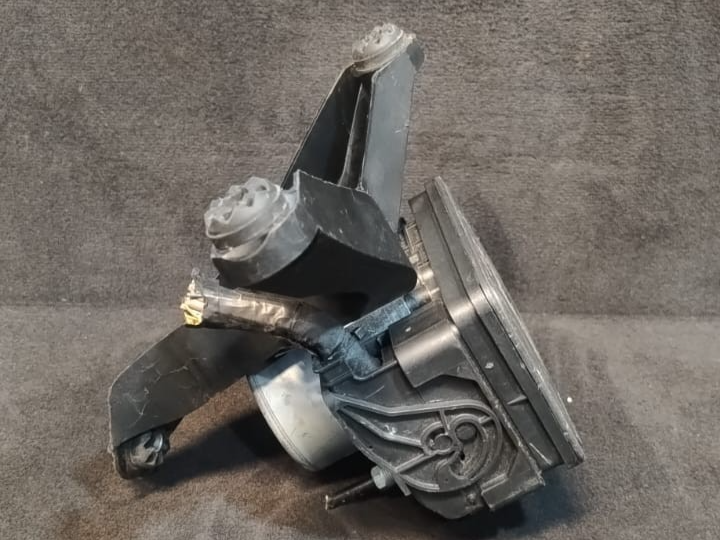 BMW 2 F46 2016 ANTI LOCK BREACKING SYSTEM  PUMP MODULE DSC MK100 -6883348