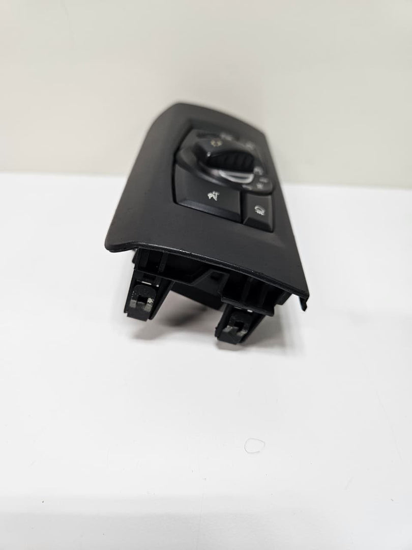 BMW X5 E70 Headlight Switch 9134727 OEM