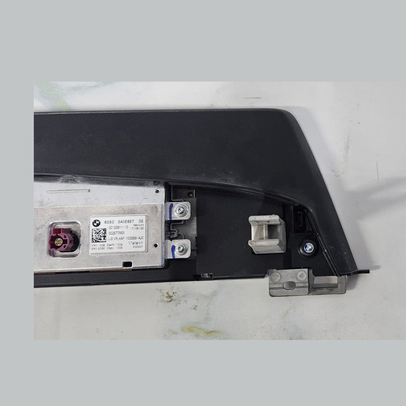 OEM BMW X5 X6 G05 G06 MULTIMEDIA SCREEN CENTRAL DISPLAY MONITOR 5A0E6B7 RHD
