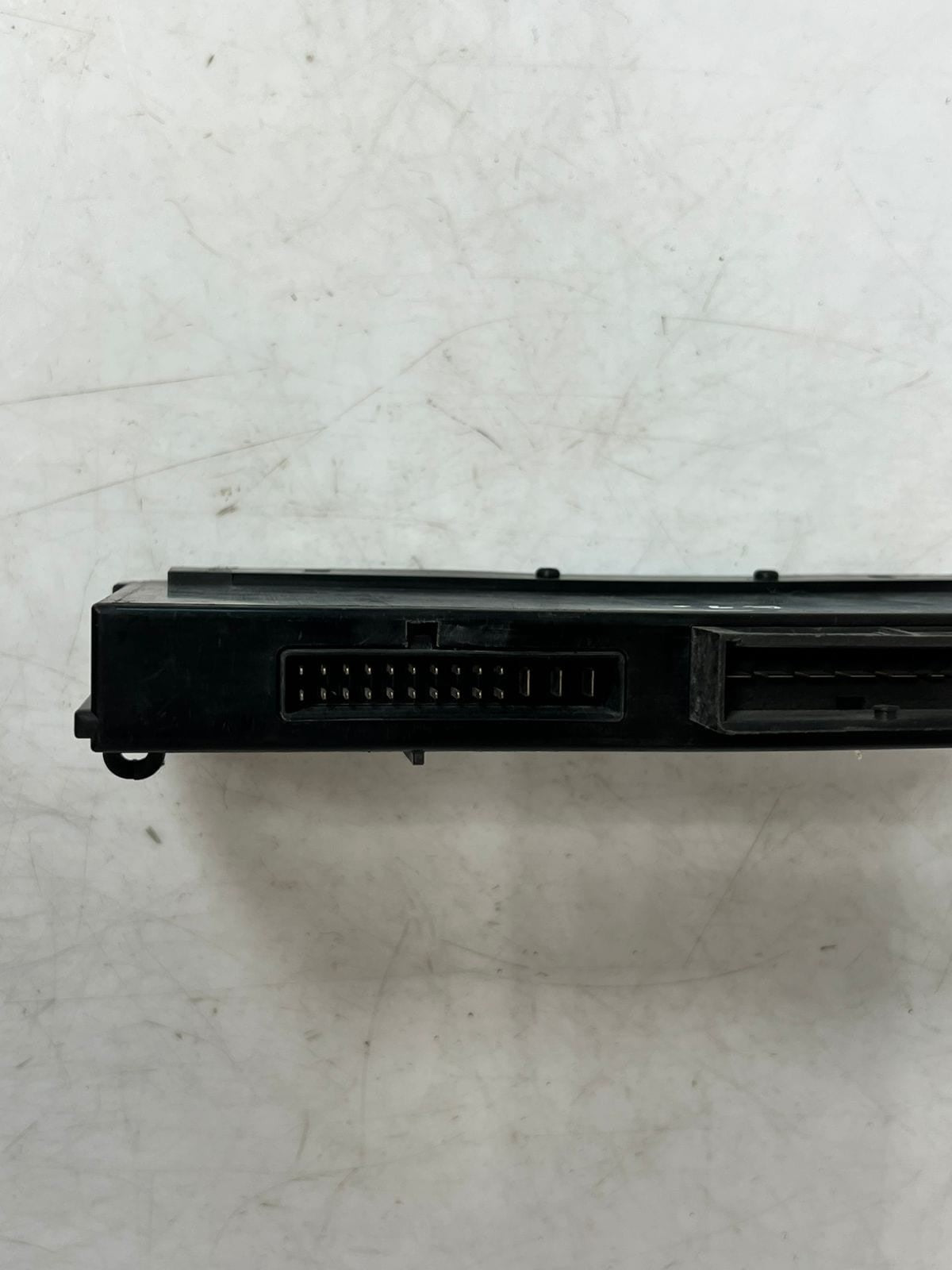 2007-2008 BMW 323i 320i E90 Body Control Module BCM 9177986 OEM