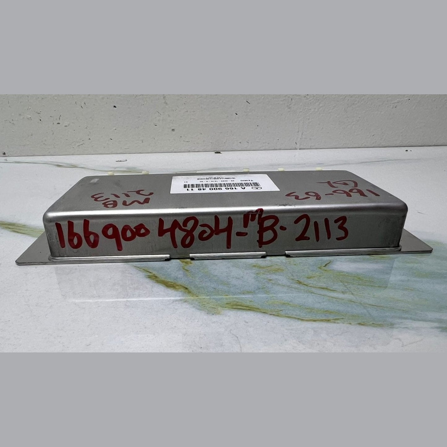 13-16 Mercedes GL63 AMG Air Suspension Control Module A1669004811 GL-Class W166