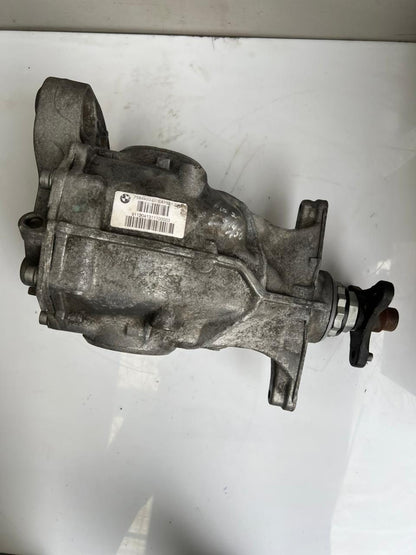BMW 5 Series F10 F11 520d 525d 7 Series F02 Rear Differential 7584450 2.93 Ratio