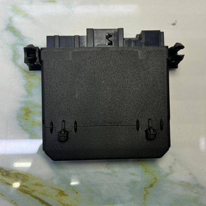 Mercedes-Benz Rear Left Door Control Module 203 8202185 C-Class W203