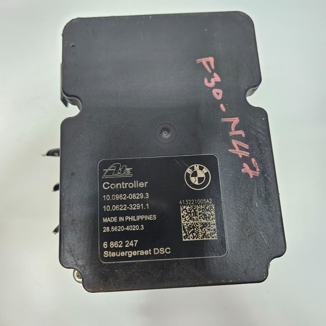 2012-2016 BMW F30 F32 F33 328i ABS Anti-Lock Brake Pump Control Module 6862247
