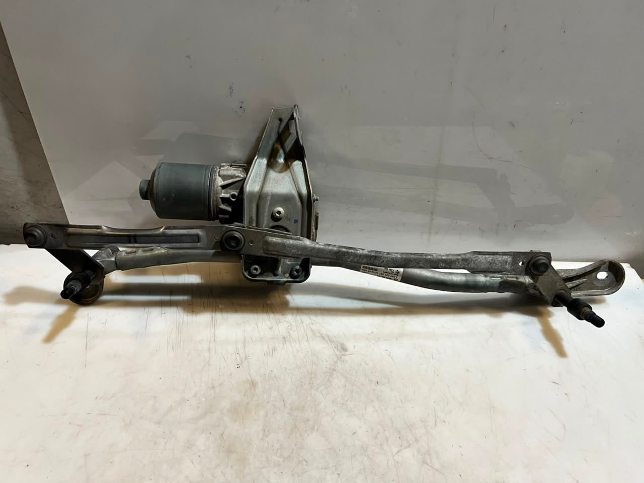 2011-2016 BMW 535i 5 Series GT F07 GT Wiper Motor 7251015 OEM
