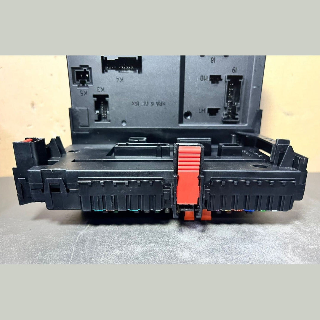 Mercedes Benz W221 Rear Sam Fuse Box Relay Control A221 9006902 \ A221 9003602
