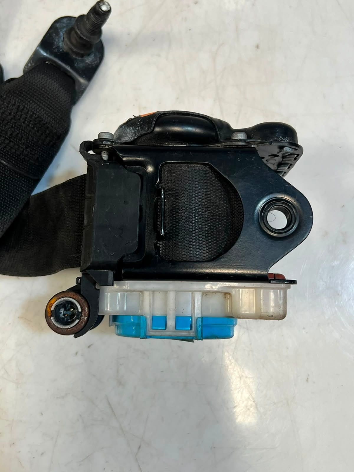 BMW i3 G22 G23 G24 G26 G15 Rear Left Front Right Seat Belt Retractor 3063559 OEM