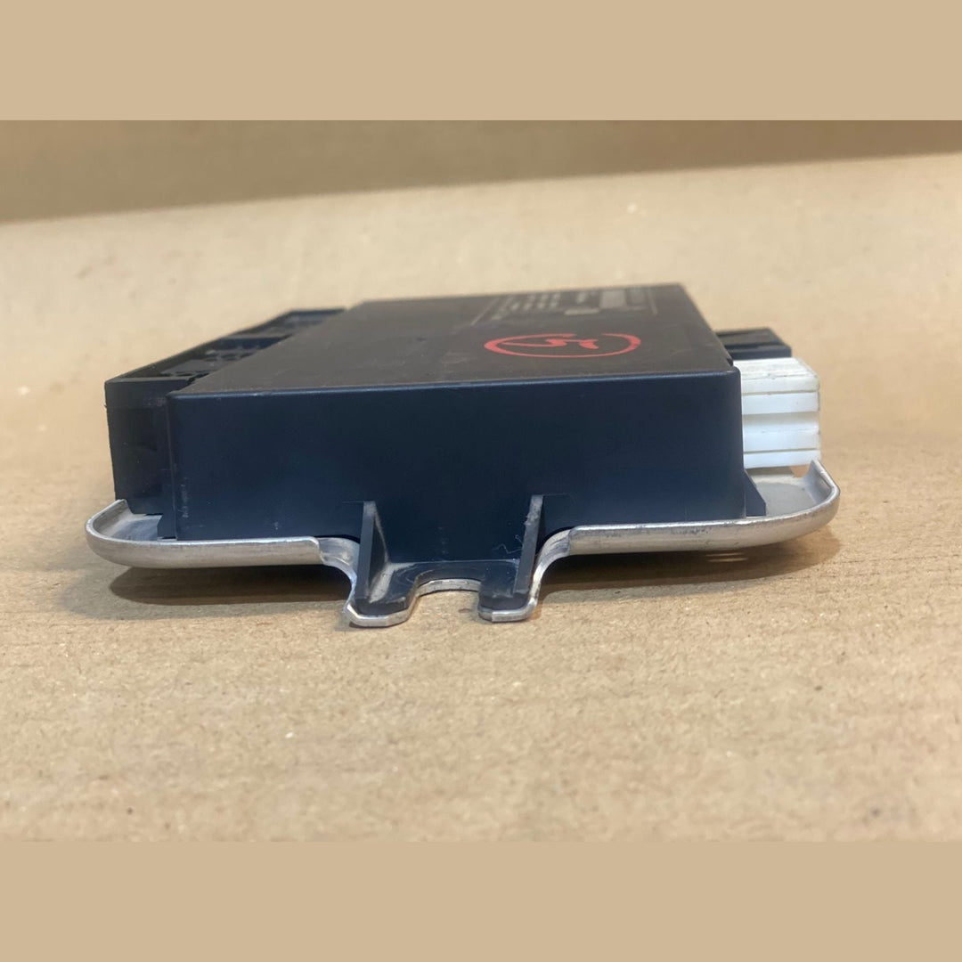 2014-2016 BMW X3 Footwell Light Control Module 9345378 -F25 and X4 F26.
