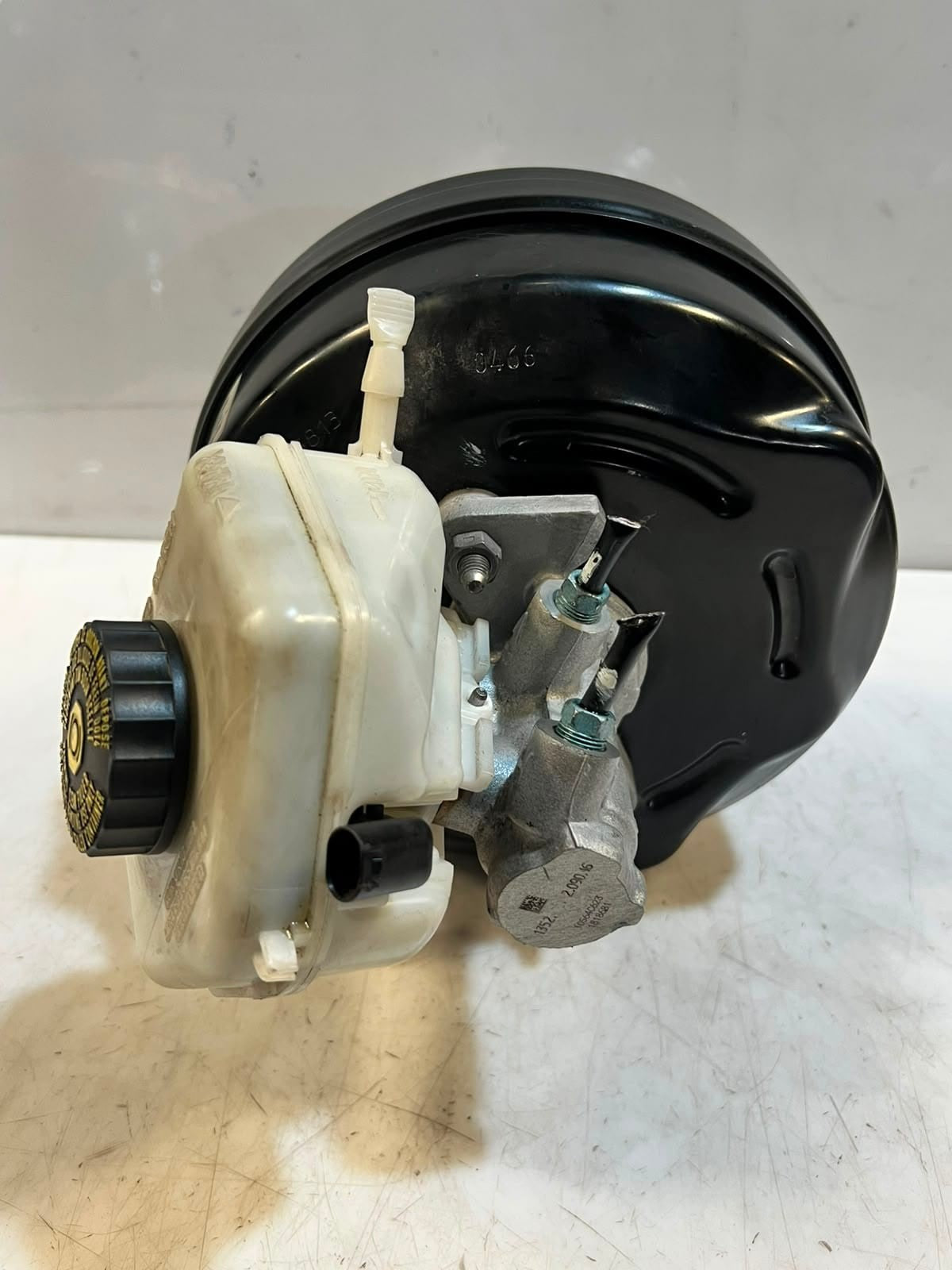 2016 BMW 1' F20 F21 F30 B38 Brake Booster with Master Cylinder 29679841905