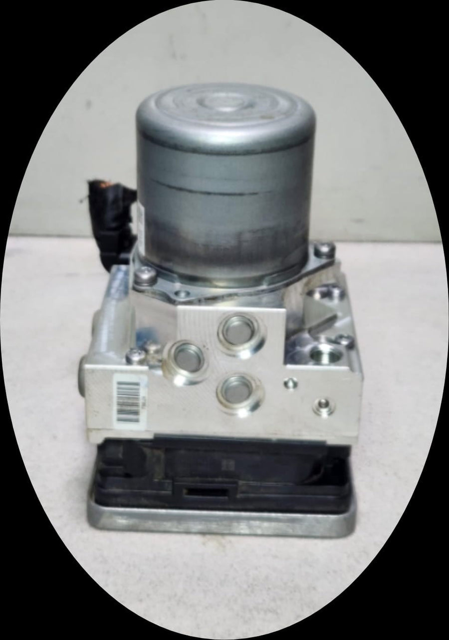 2017 BMW X3 G01 5 Series G30 F90 Abs Pump Control Unit 6895454 OEM