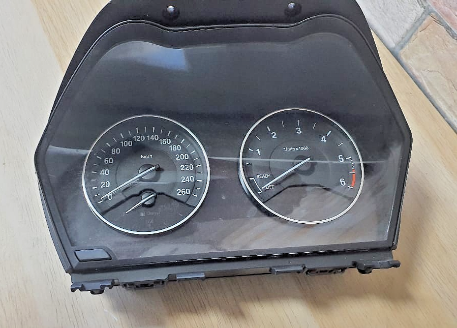 BMW F20 F30 F31 Instrument Cluster Speedometer RHD OEM 9232892