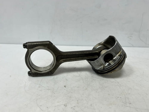 2015 BMW X3 F25 Piston With ENGINE Connecting Rod 8617083 OEM