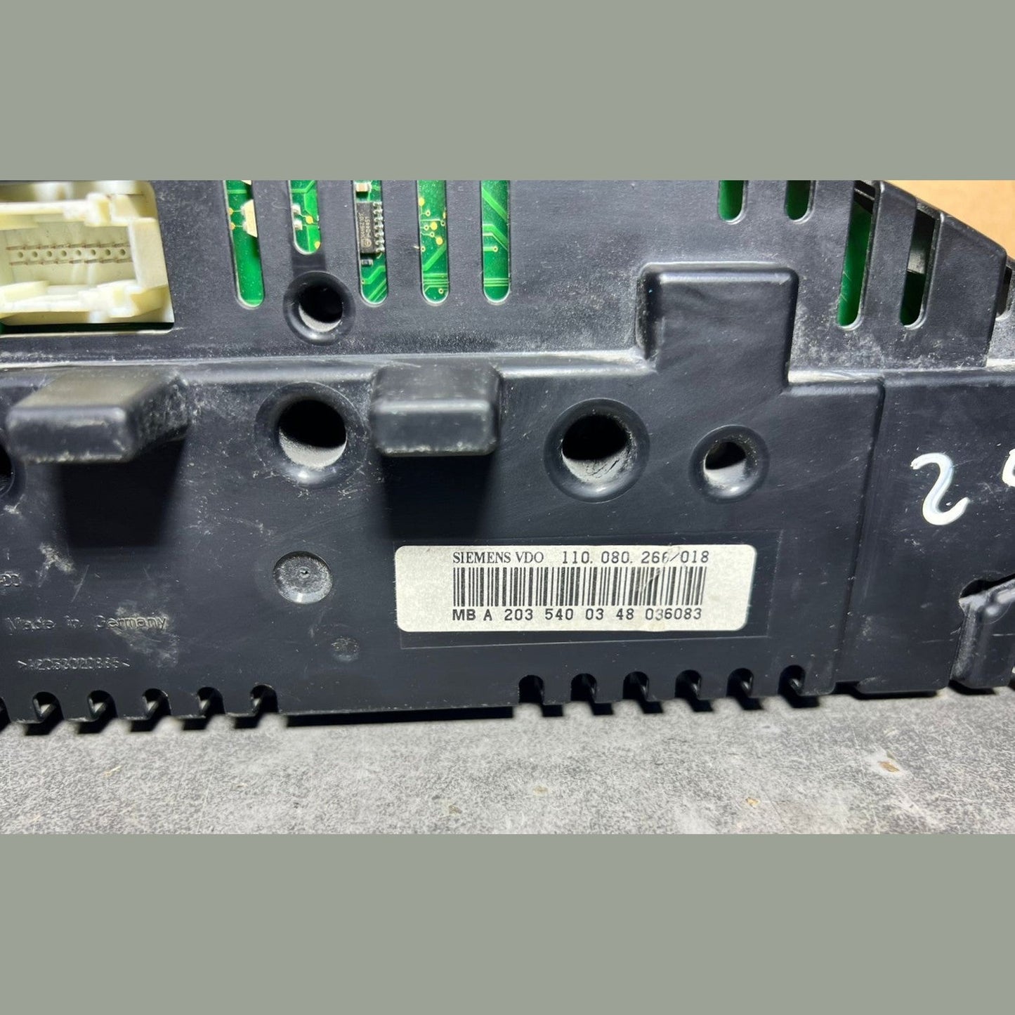 03-06 Mercedes-Benz W203 C-Class Instrument Cluster Speedometer A203 5400348 OEM