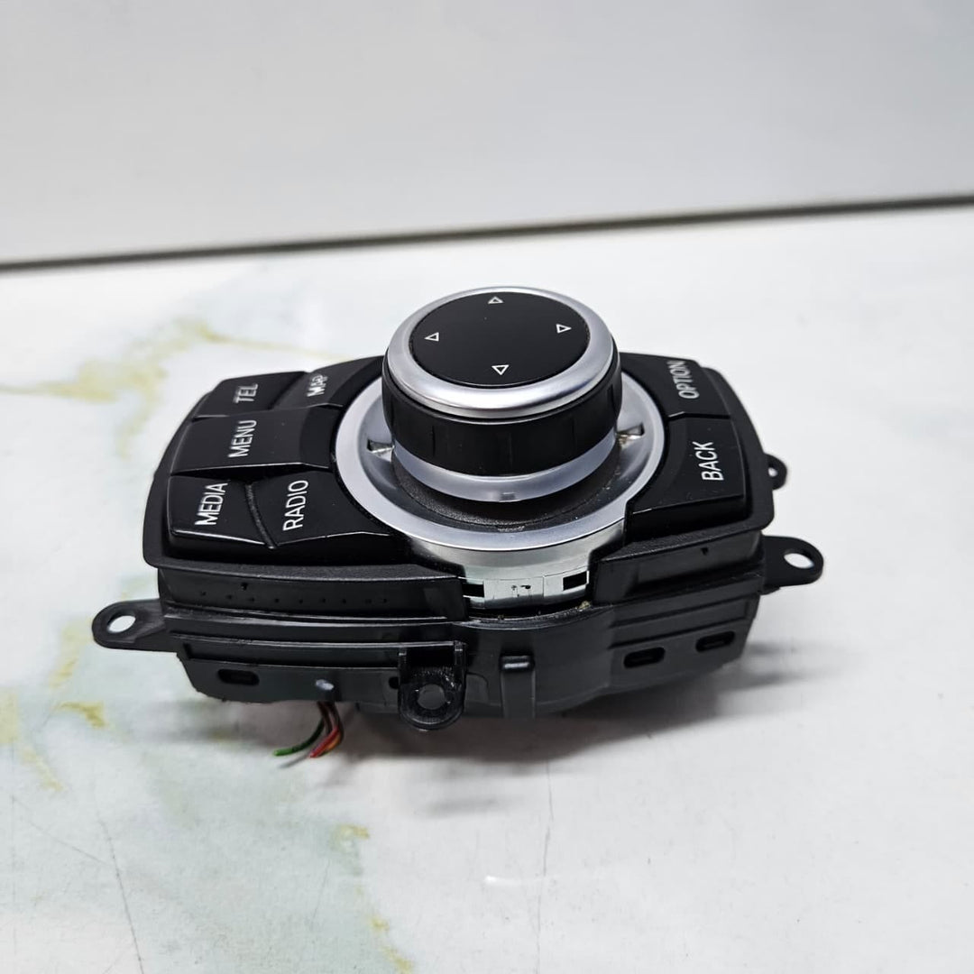 OEM BMW E81 E82 E87 E90 E91 E60 E84 E70 E71 I Drive Controller 9334612