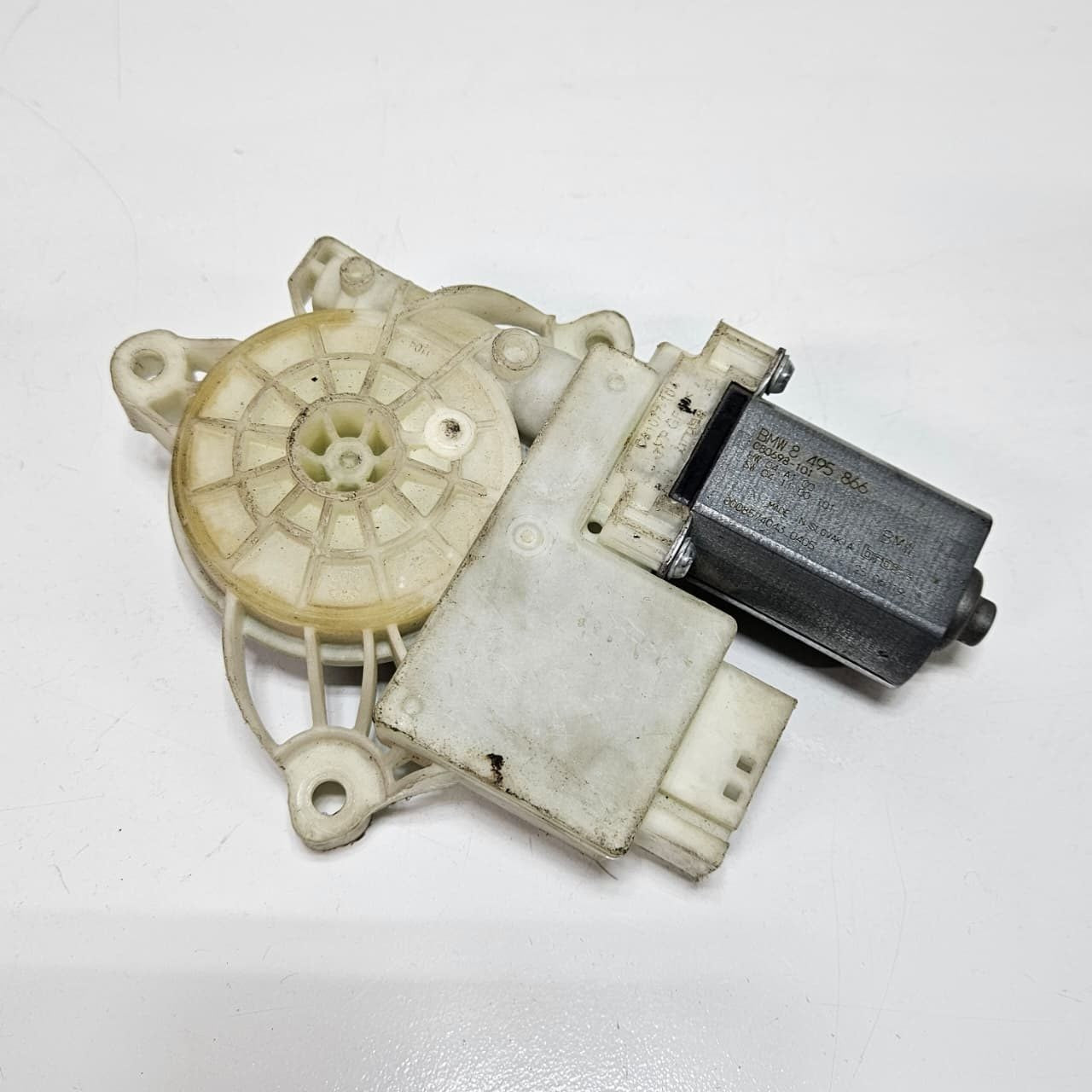 2020 BMW G20 G21 M340i Window Regulator Motor 8495866 Front Right
