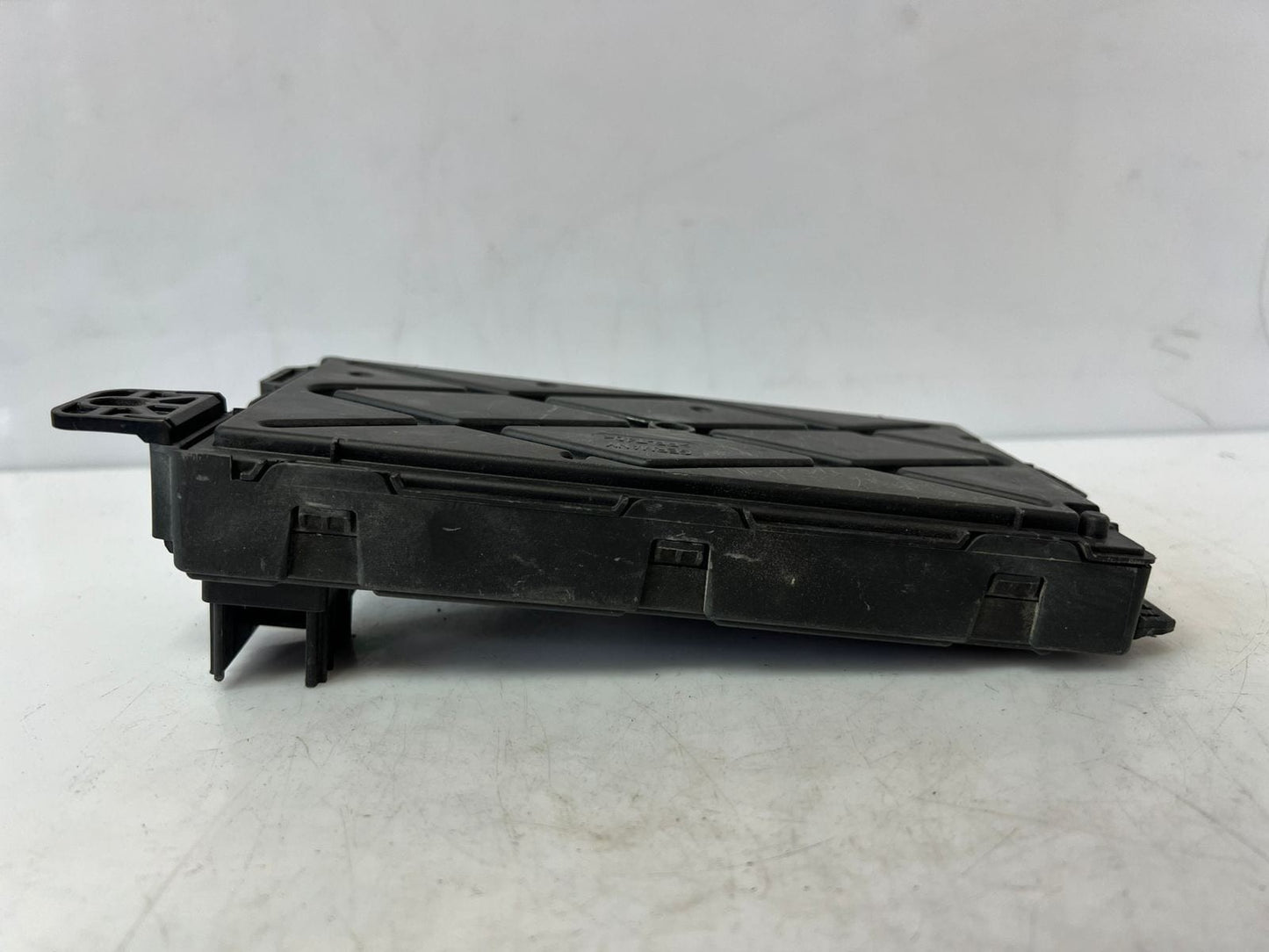 BMW F20 F30 F31 F32 F33 REAR FUSE BOX BODY COMFORT CONTROL MODULE UNIT 6819336