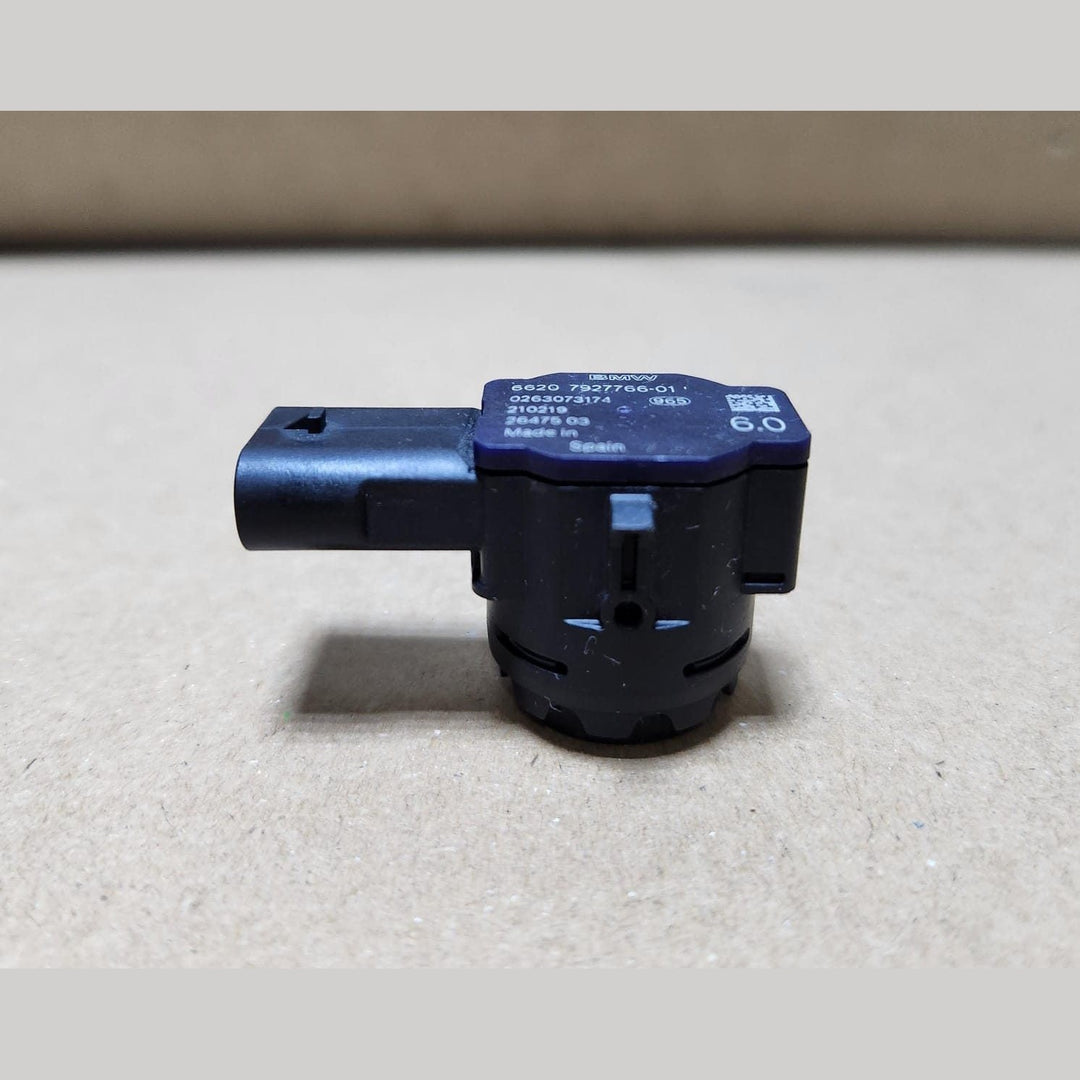 Genuine 2021 BMW X6 Pdc Parking Sensor 7927766 G20 G22 G23 G15 G12 G30 G05 G07 