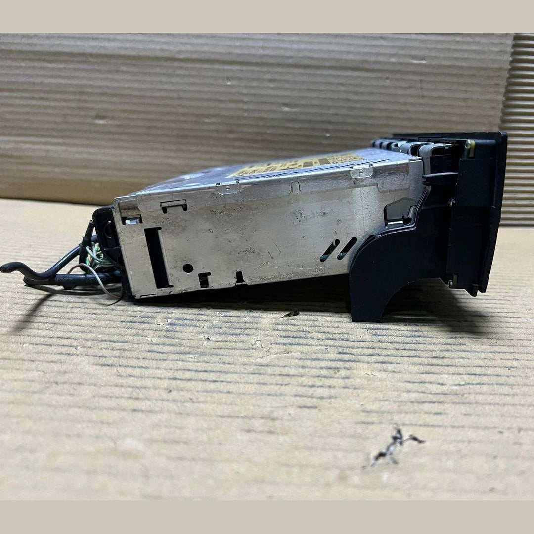 BMW Radio Cd Player 9263468 3 Series and X1 E84 Radio CD Player