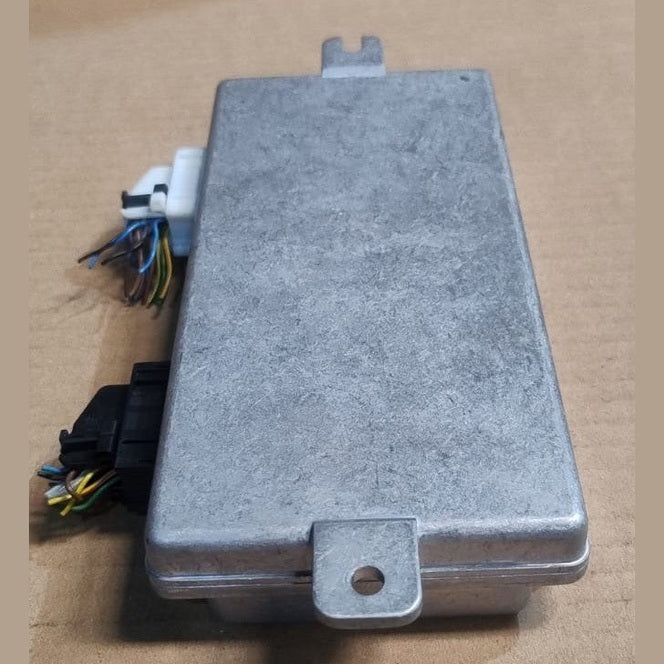 BMW X5 X6 X5M F15 F16 F85 PARKING ASSIST CAMERA CONTROL MODULE OEM 9396831