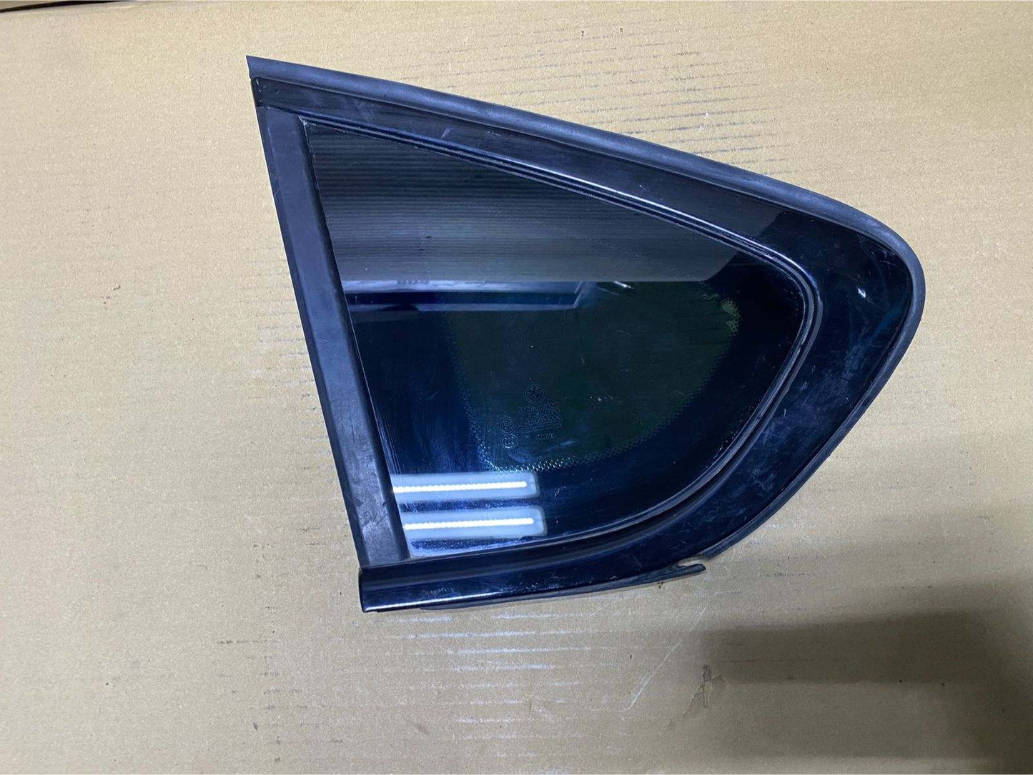 2016-2024 Audi Q5 Rear Door Window Glass 43R004553