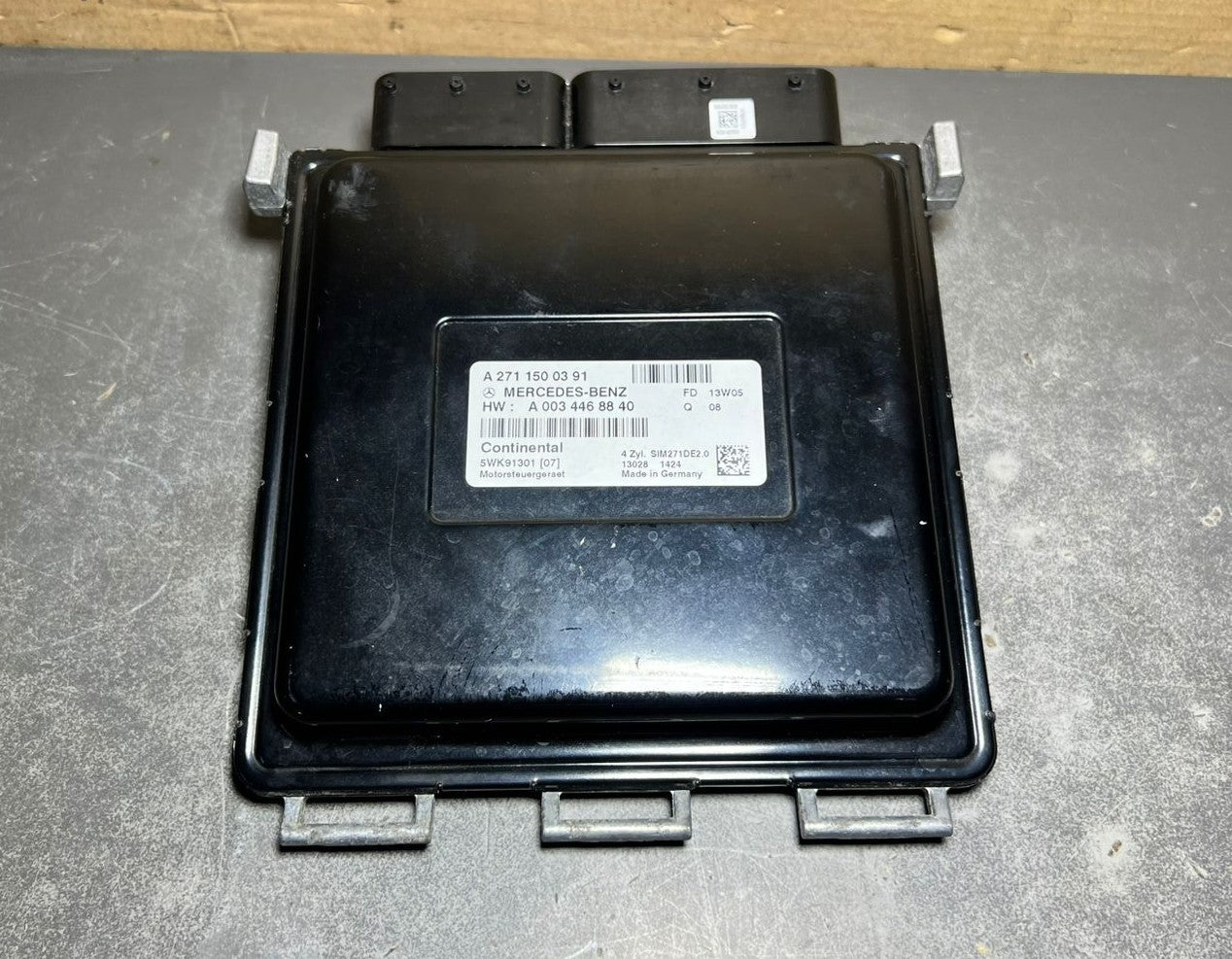 Mercedes Benz W204 C250 ECU ECM Engine Computer Control Module A271 1500391