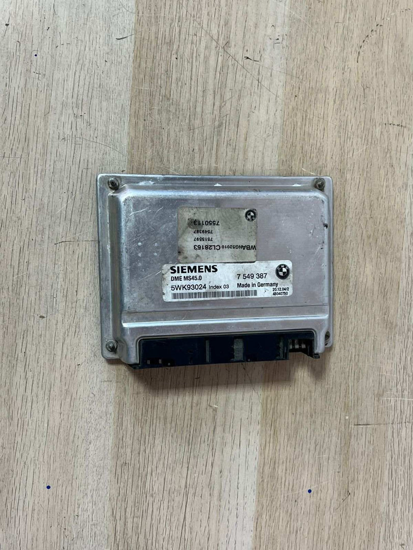 2004 BMW 525i Engine Control Unit 7549387 5 Series E60 E61 MS45.0