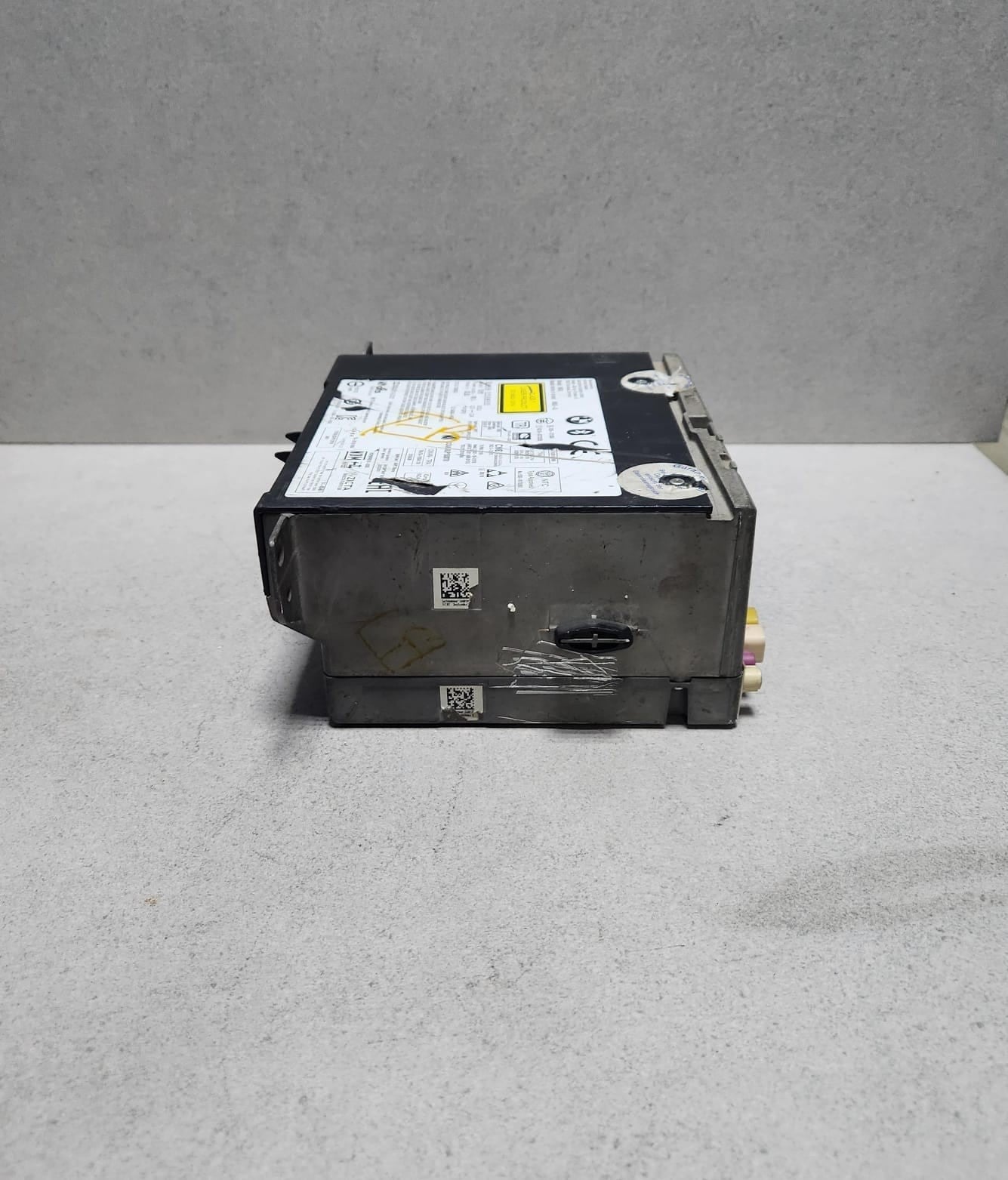 2020-2022 BMW 740i Head Unit 5A12E94 G11 G12 740i 750i harman MGU IL