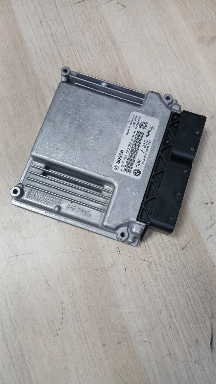 BMW Engine Control Unit 7812500 5 Series E60 E61 520D with N47D20A ECU
