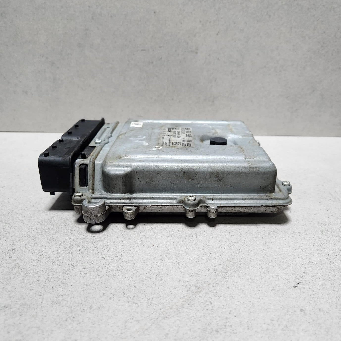 2010-2016 Mercedes-Benz E350 Engine Control Unit A6429001100