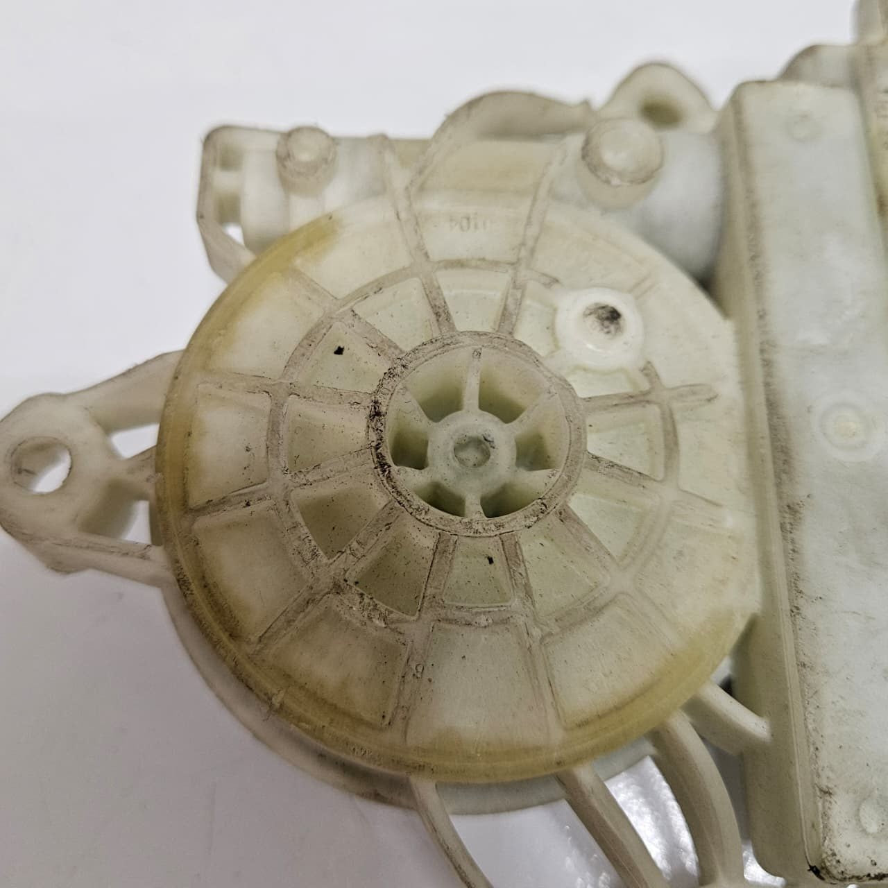 2020 BMW G20 G21 M340i Window Regulator Motor 8495866 Front Right