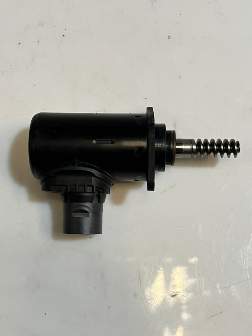 BMW F20 F21 F30 G30 520i 430i B38 Camshaft CYLINDER Actuator Motor 7631574 OEM