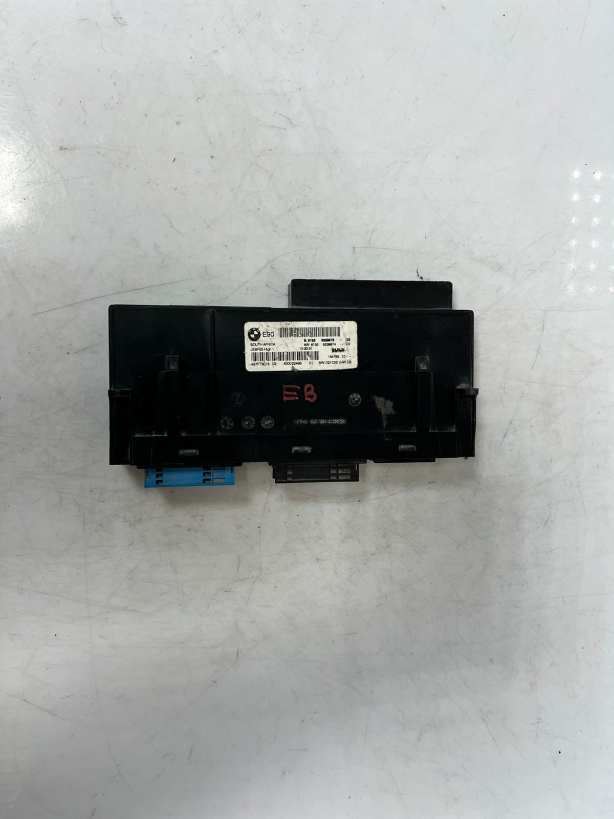 2009-2011 BMW 335i 325I 4-door Body Control Module 9229876 OEM