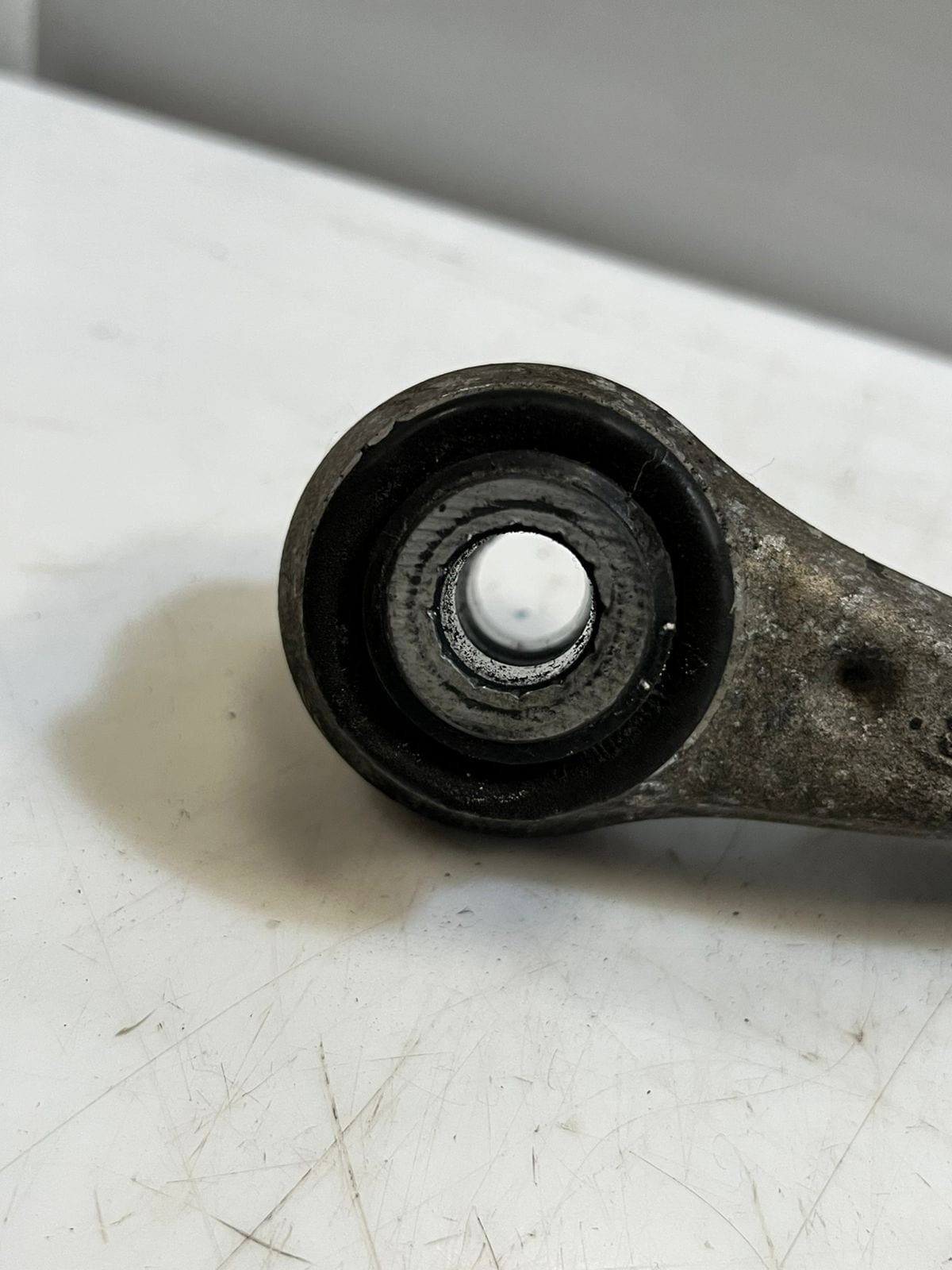 BMW F90 G12 G30 G70 G90 F92 Rear Upper Control Arm Rear Right Upper 6883340 OEM