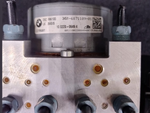 Load image into Gallery viewer, BMW 1 3 Series F20 F21 F22 F30 ABS DSC Hydro Braking Unit Pump 6871110
