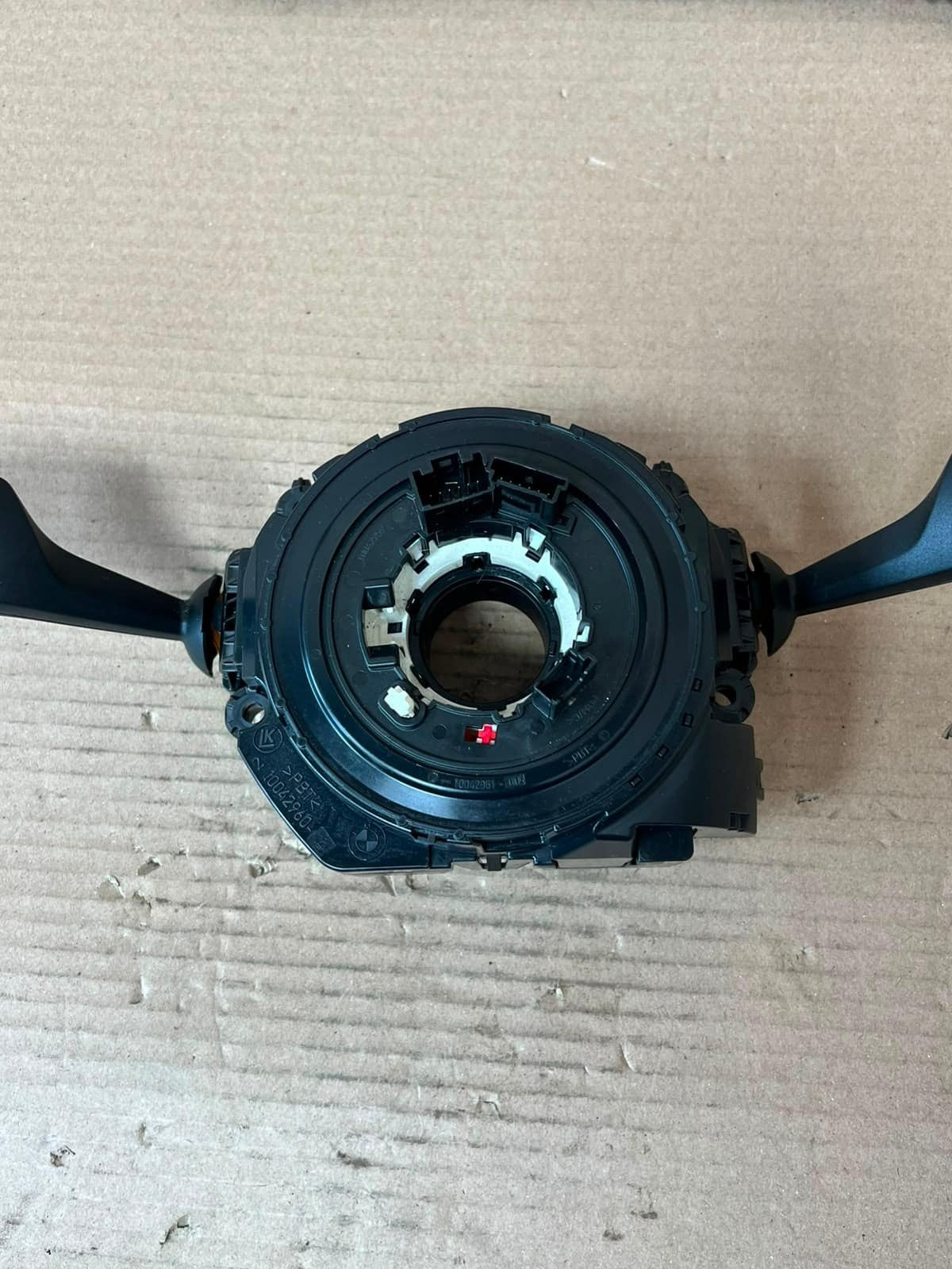 BMW 3' F30, F31, F35 F80 328i Wiper Turn Signal Indicator Stalk/Switch 9253746